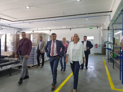 Предсједница Владе Жељка Цвијановић посјетила фабрику у Бијељини