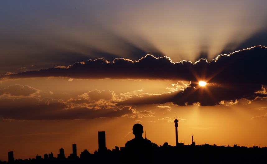 Излазак сунца у Јоханесбургу... (Јужна Африка)