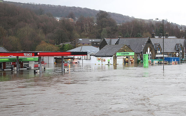 Поплаве у Великој Британији