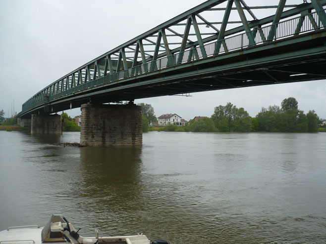 Мост у Градишци-ријека Сава - Фото: СРНА