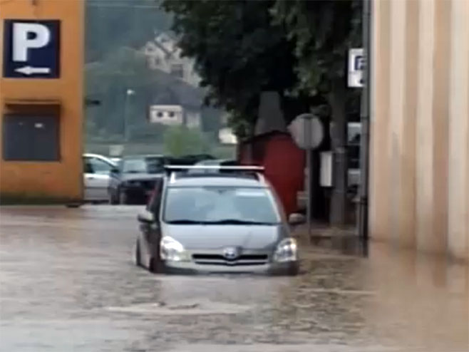 Костајница - поплаве - Фото: РТРС