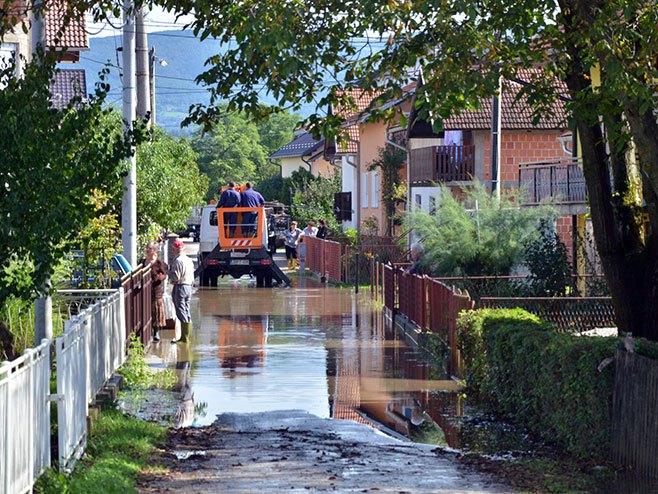 Приједор - проглашена ванредна ситуација ради заштите од поплава - Фото: СРНА