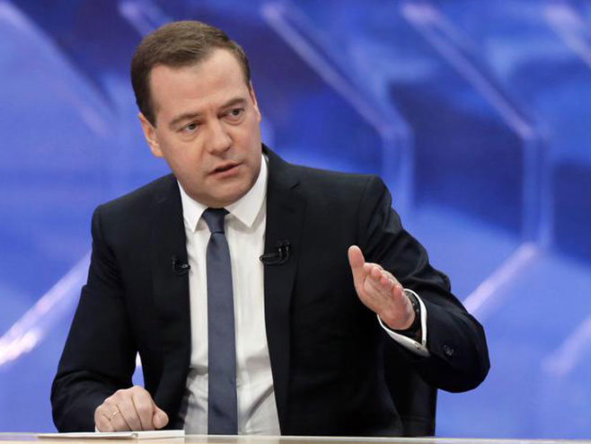 Дмитриј Медведев - Фото: Beta/AP
