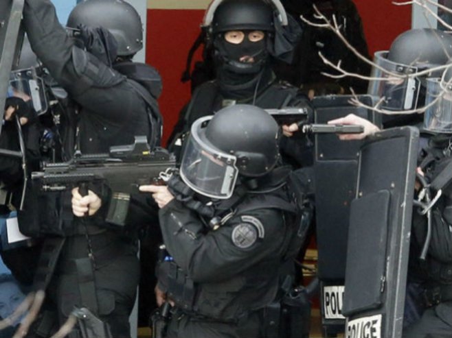 Француска полиција - Фото: REUTERS