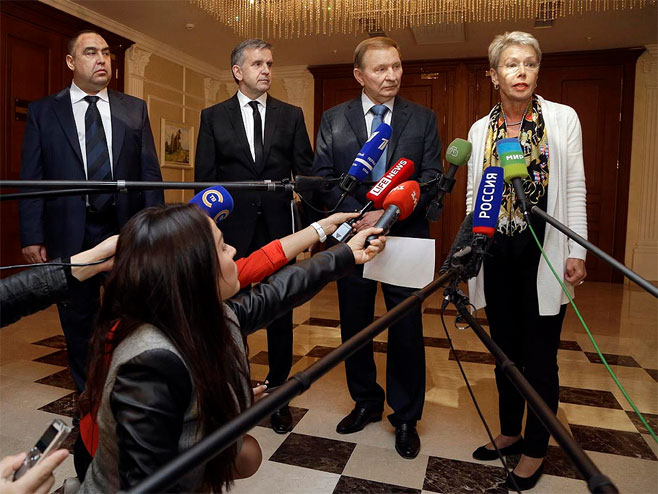 Кучма оптужио је представнике проруских снага да су минирали састанак - Фото: AP