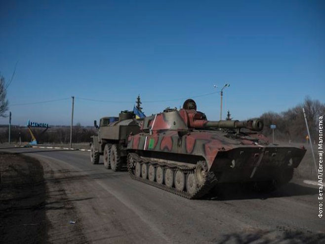 Украјинска самоходна артиљерија близу Артемивска - Фото: РТС