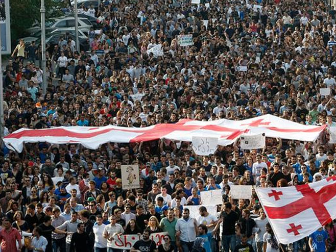 Протести у Грузији - Фото: AP
