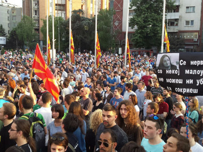 Протести у Македонији (фото: www.24online.mk - Б. Грданоски) - 