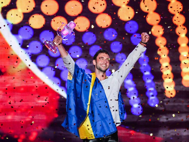 Манс Зелмерлeв и пjесма "Heroes" донијели Шведској побједу на 60. „Пјесми Евровизије“ - Фото: EBU
