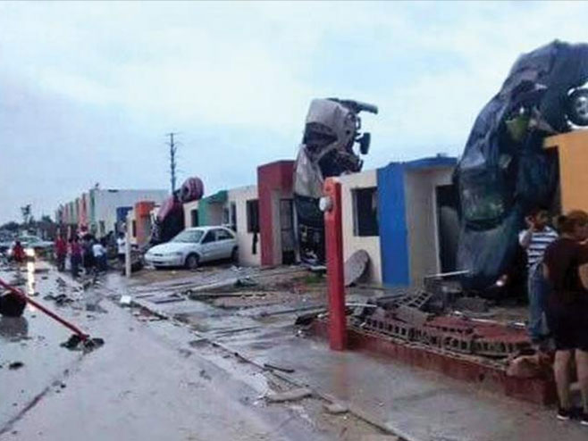 Торнадо разорио мексички град Сијудад Акуна (Фото:  Twitter) - 
