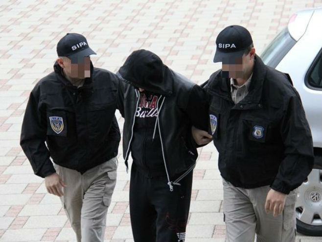 СИПА: Ухапшен у акцији "Бајер" (фото: СИПА) - 