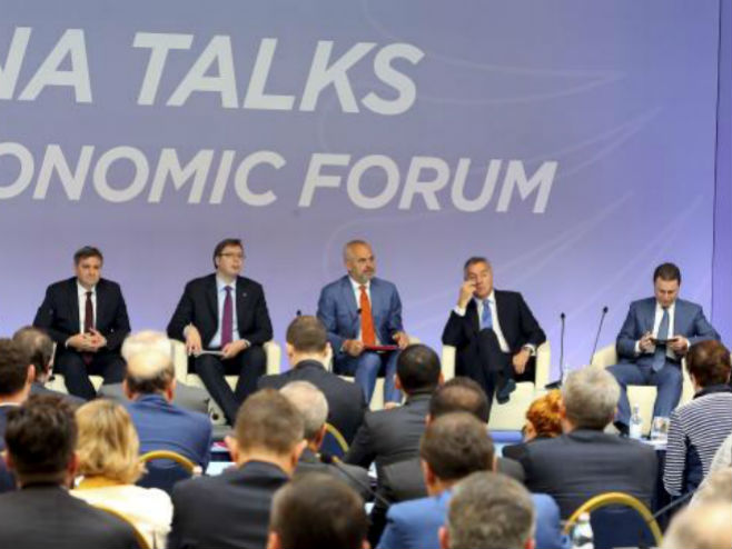 Економски форум у Тирани - Фото: AP