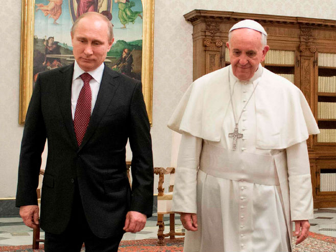 Путин и папа Фрањо (photo: Twitter @Crux, arhiv) - 