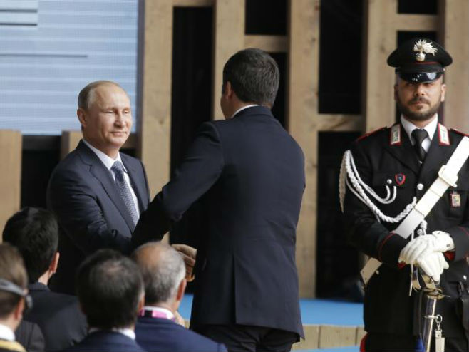 Putin i Renci u Milanu - Foto: AP