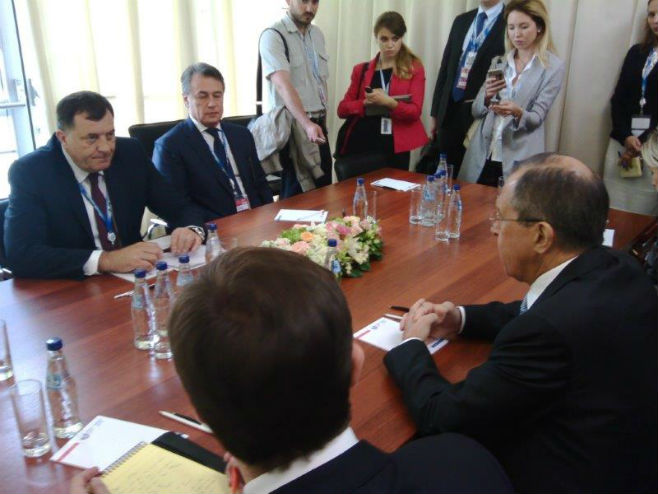 Sastanak Dodika i Lavrova u Sankt Peterburgu (Foto: RTRS) 