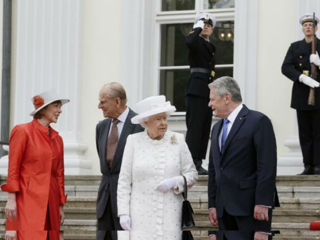 Британска краљица - Фото: AP