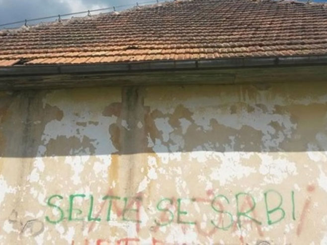 Пљевља - графити против Срба (фото: Вечерње новости) - 