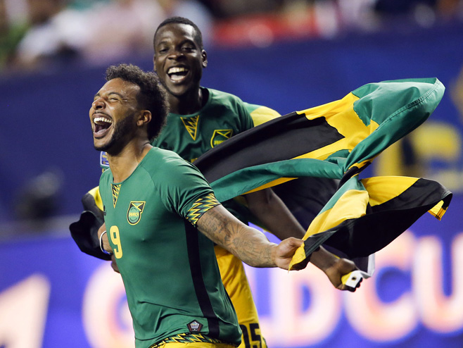 Фудбалери Јамајке у финалу Голд купа (ФОТО: video.startribune.com) - 
