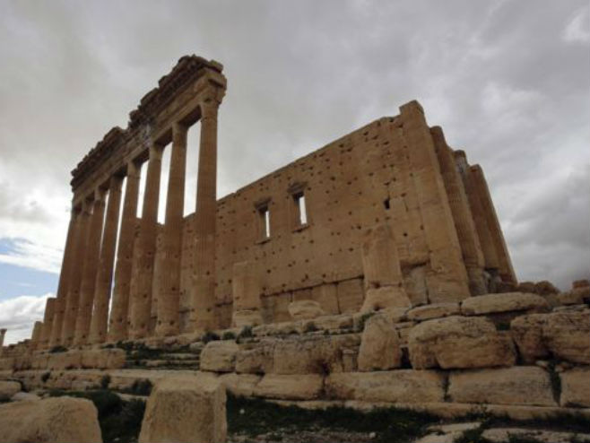 ИД у Палмири оштетила храм Бел, стар 2.000 година (фото: bbc.com) - 