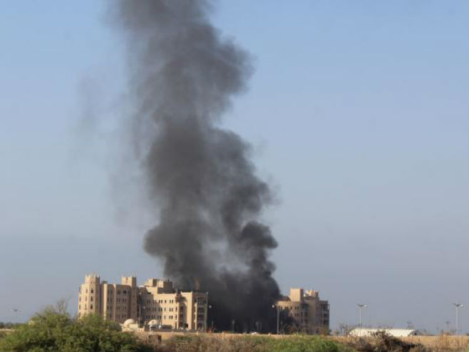 Јемен: Гранатиран хотел у Адену - Фото: AP