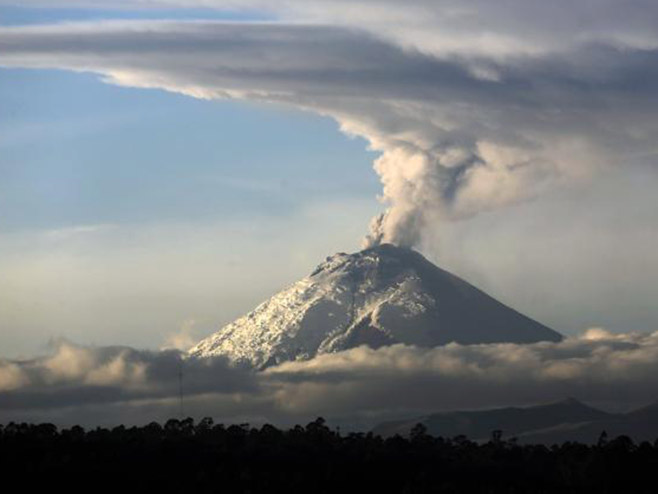 Вулкан  у Еквадору - Фото: AFP