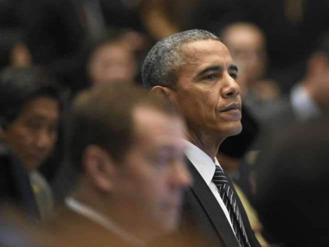 Барак Обама и Дмитриј Медведев - Фото: AP