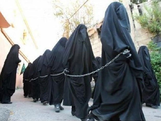 Жене исламисти (фото: www.jihadwatch.org) - 