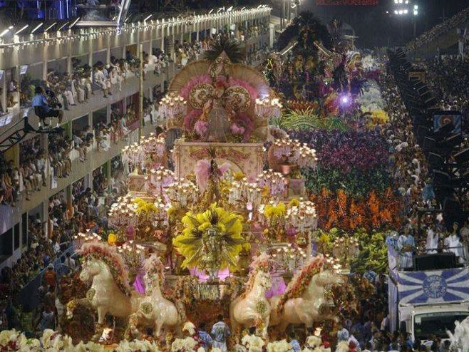 Карневал у Рио де Жанеиру (Фото: rio-carnival.net) - 