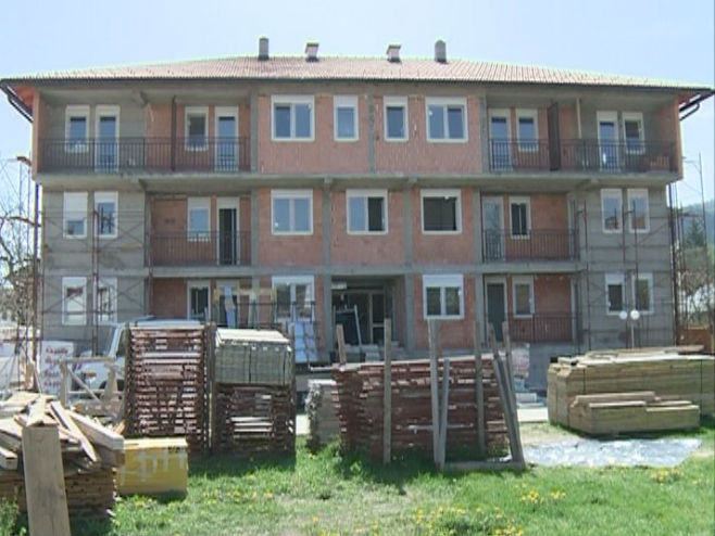 Рогатица:Зграда за 14 породица погинулих бораца и РВИ - Фото: РТРС