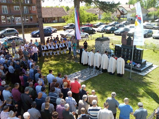 Модрича - парастос погинулим борцима Милошевца - Фото: СРНА