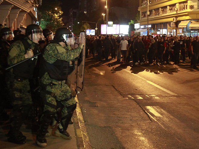Македонија - протести (Фото:AP Photo/ Boris Grdanoski) - 