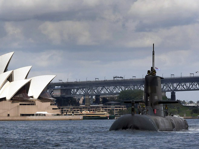 Аустралијска подморница (Фото: globalmilitaryreview) - 