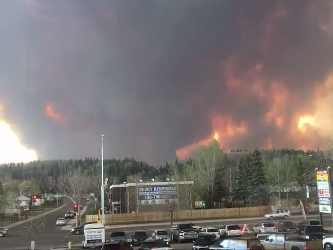 Канада: Пожар - Фото: Screenshot