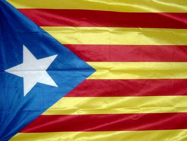 Застава Каталоније(фото:forum.cdm.me) - 