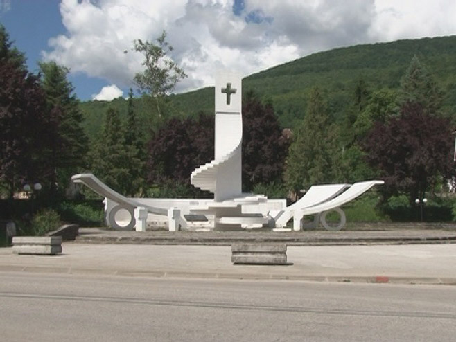 Споменик у Рибнику - Фото: РТРС