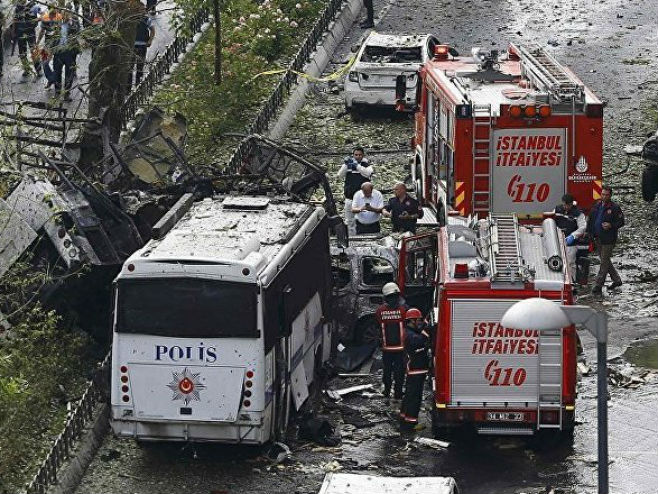 Експлозија у Истанбулу (Фото: sputniknews.com) - 