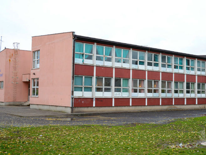 Основна школа "Меша Селимовић" у Јањи (Фото: infobijeljina.com) - 