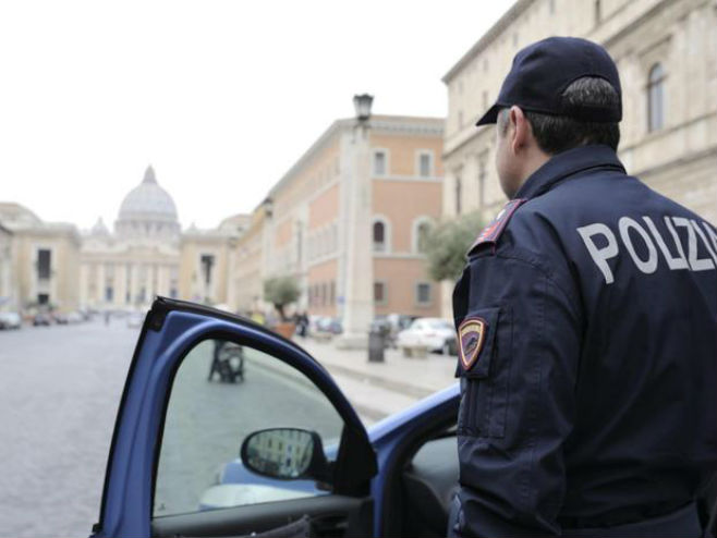 Италијанска полиција (фото: ANSA) - 