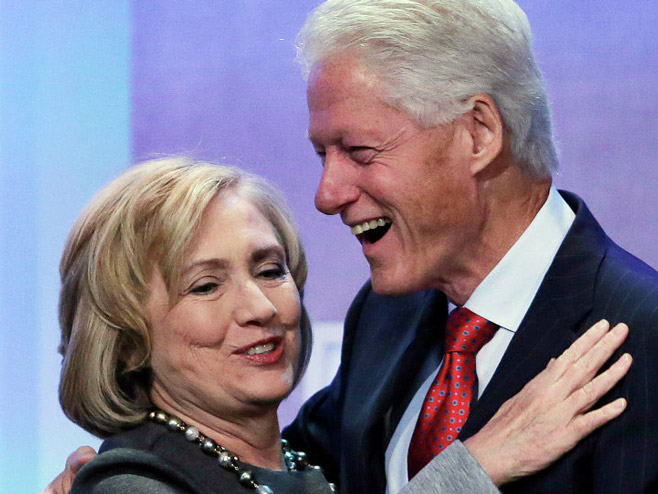 Бил и Хилари Клинтон - Фото: AP