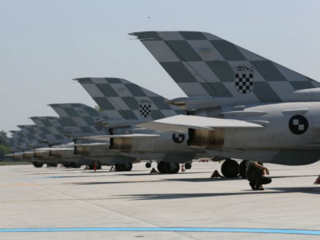 Авиони хрватске војске (фото: atvbl.com) - 