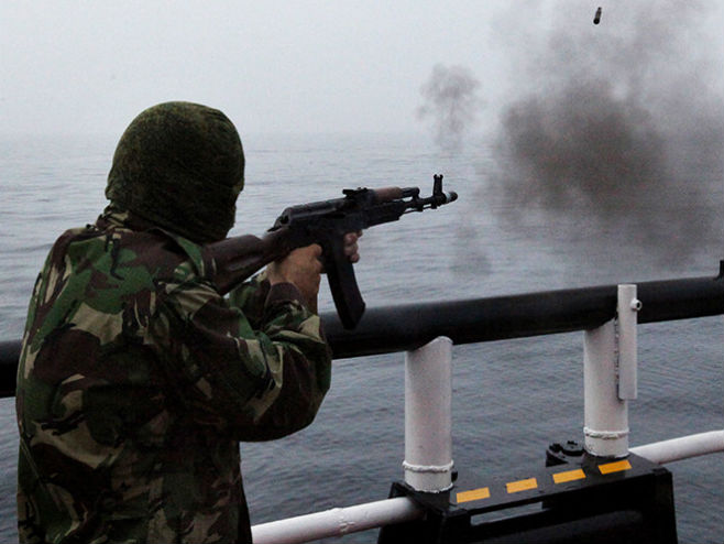 Руска обалска стража (Фото: Vitaliy Ankov / Sputnik) - 