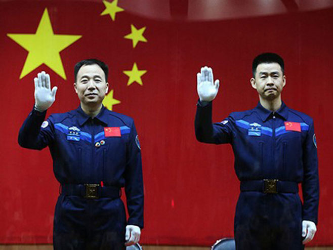Кина шаље два астронаута у свемир  (Фото:Епа) - Фото: РТС