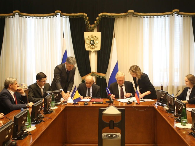 Москва: Потписивање Споразума о исплати клириншког дуга  (Фото:централна банка) - Фото: СРНА