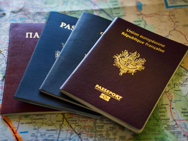 Зашто пасоши постоје само у четири боје - Фото: nezavisne novine