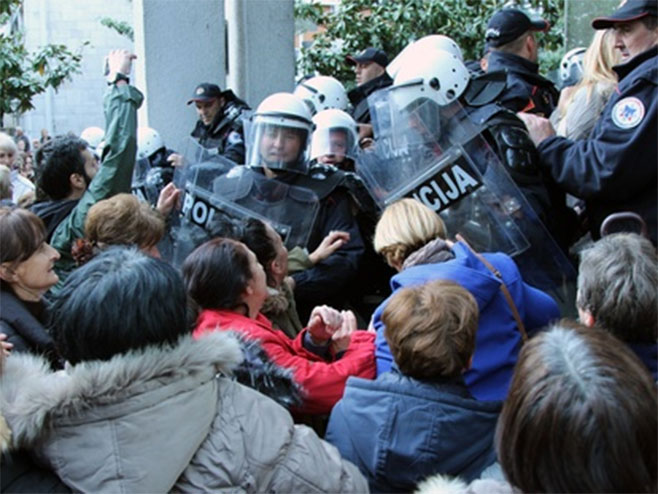 Црна Гора - протести (фото: Филип Рогановић) - 
