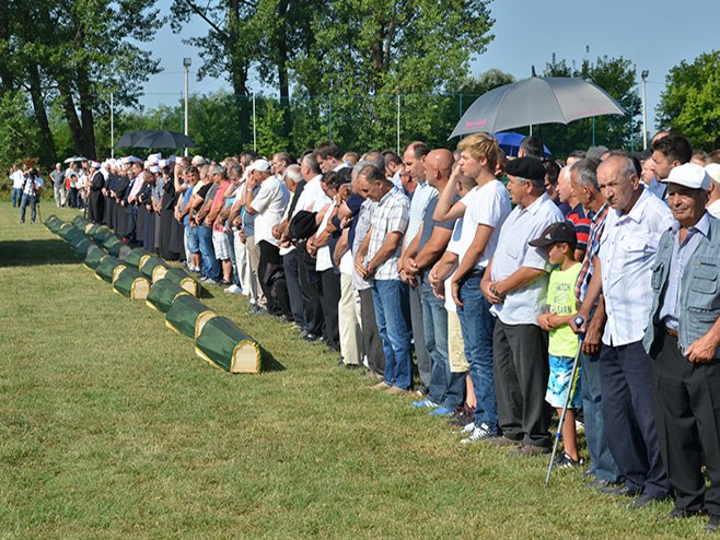 Приједор - колективни испраћај за 23 жртве бошњачке националности из протеклог рата - Фото: СРНА
