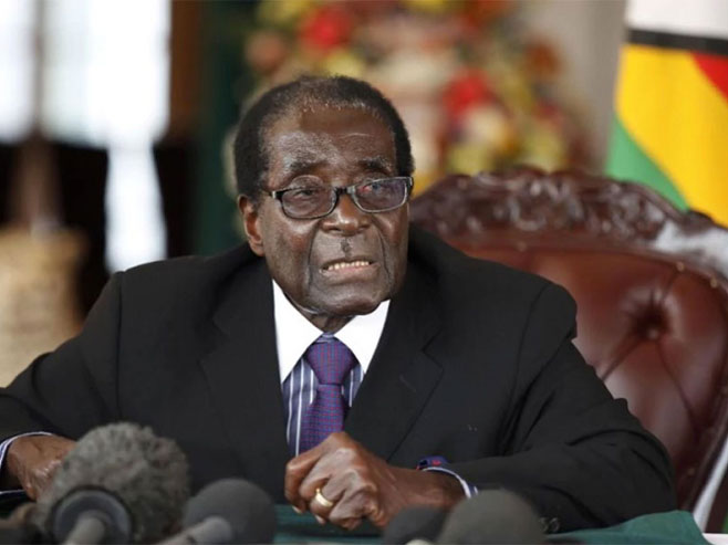 Роберт Мугабе - Фото: Screenshot