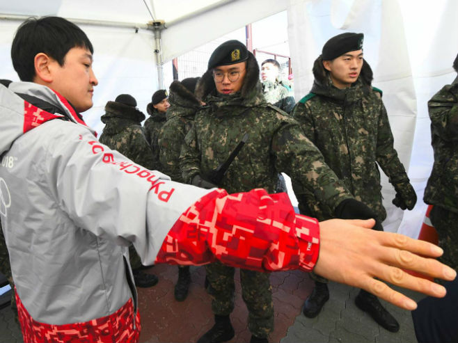 Јужна Кореја распоређује 900 војника умјесто 1.200 припадника обезбјеђења - Фото: AFP/Getty images
