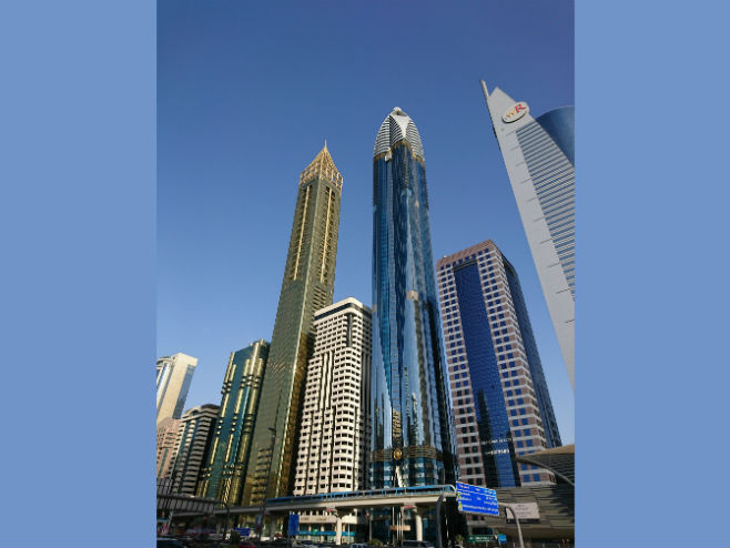 Хотел Гевора у Дубаију (лијево) -Фото: gulftomorrow.com - 