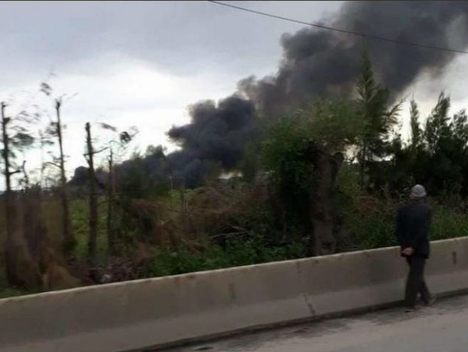 Пао војни авион у Алжиру (Фото: Twitter) - 